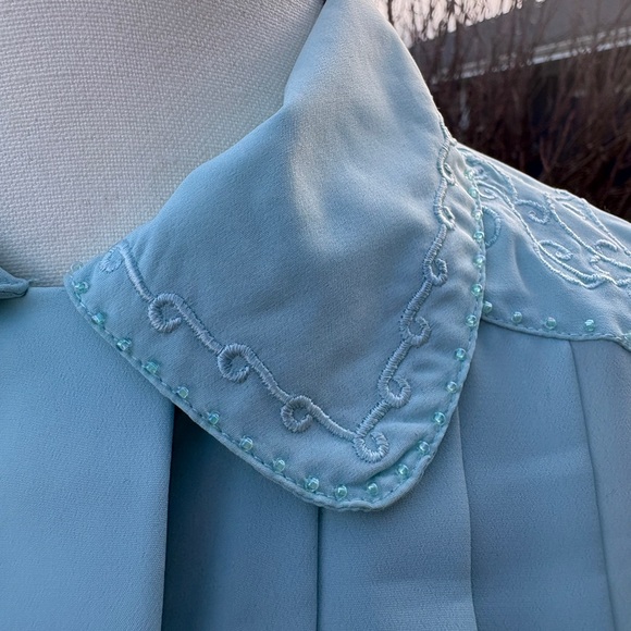 Vintage Mint Green Embroidered Blouse M - Picture 6 of 11